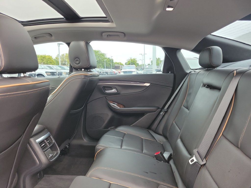 Used 2015 Chevrolet Impala LTZ FWD image 14