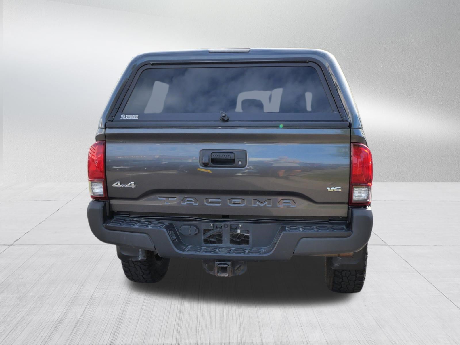 Certified 2019 Toyota Tacoma SR5 AWD/4WD image 6