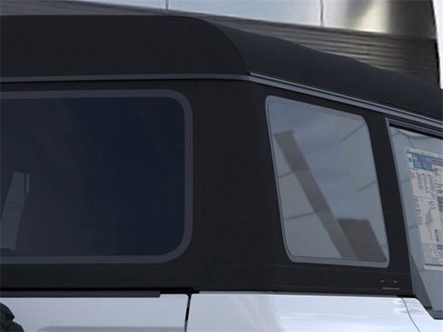 New 2025 Ford Bronco Outer Banks w/ Sasquatch Package image 25