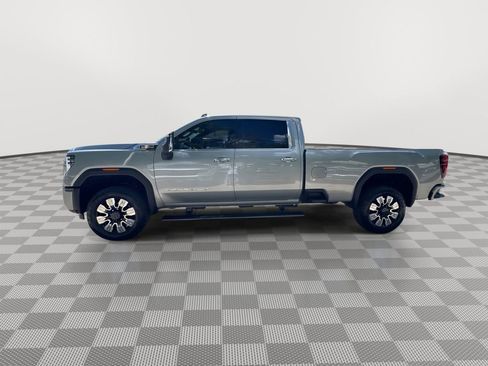Used 2025 GMC Sierra 3500 Denali w/ Denali Reserve Package AWD/4WD image 7