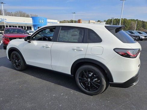 New 2026 Honda HR-V Sport image 5