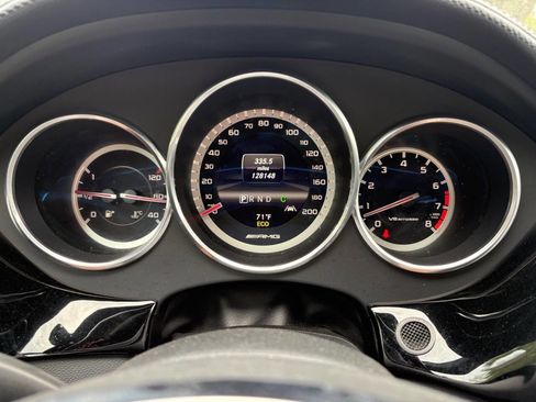 Used 2013 Mercedes-Benz CLS 63 AMG image 25