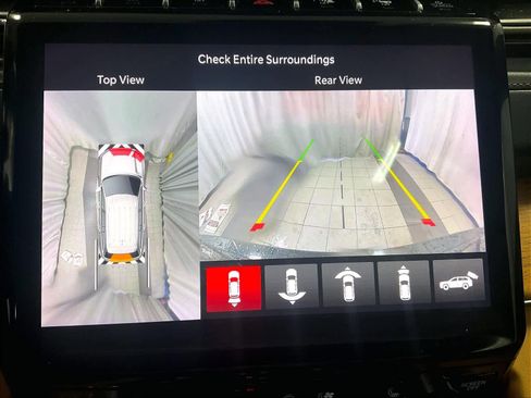 Used 2023 Jeep Grand Cherokee Summit image 20