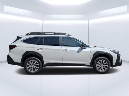 New 2025 Subaru Outback Premium image 2
