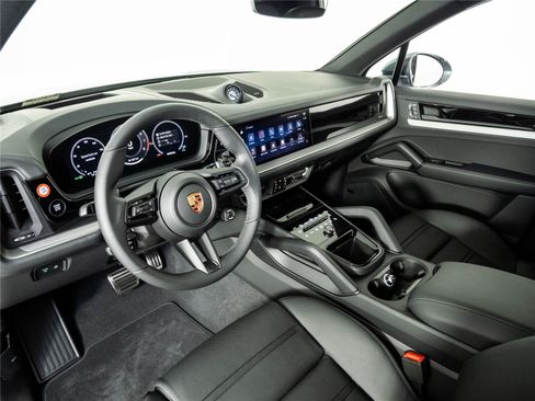 New 2026 Porsche Cayenne S AWD/4WD image 4