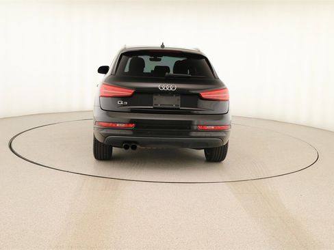 Used 2018 Audi Q3 2.0T Premium w/ Convenience Package image 5