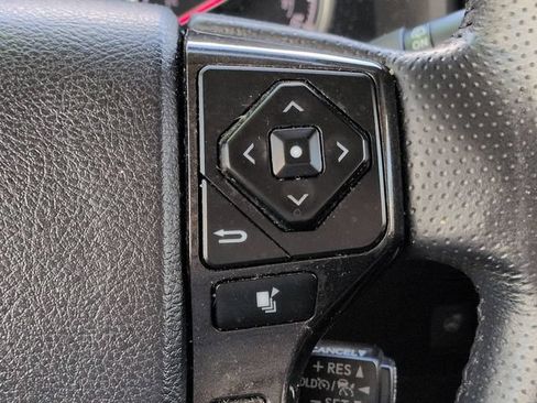 Certified 2024 Toyota 4Runner TRD Off-Road Premium w/ Moonroof Package AWD/4WD image 27