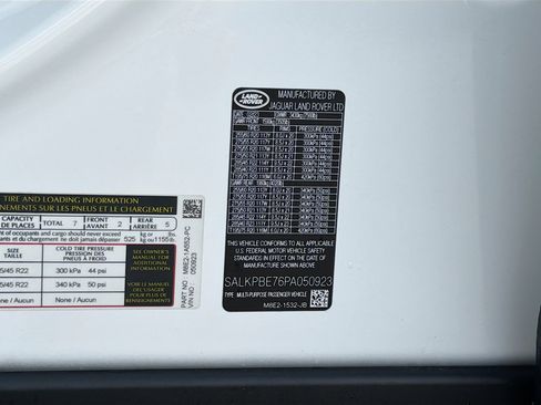 Used 2023 Land Rover Range Rover Long Wheelbase SE AWD/4WD image 47