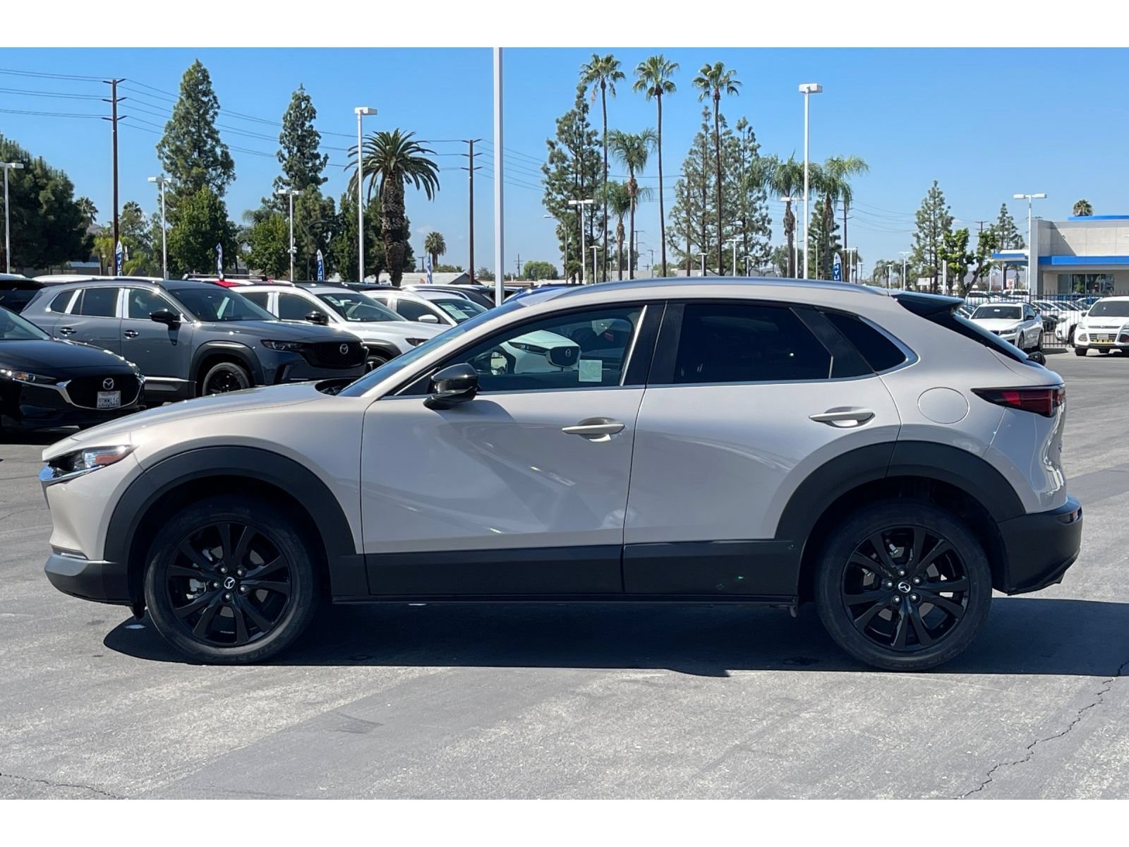 Used 2024 MAZDA CX-30 AWD 2.5 S w/ Select Sport Pkg image 3