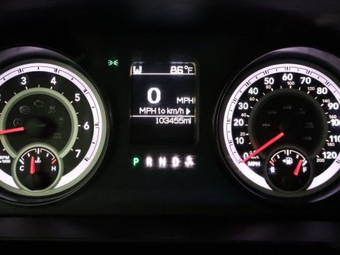 Used 2015 RAM 3500 SLT AWD/4WD image 36