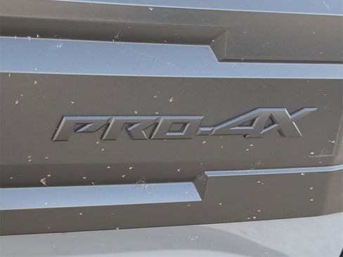 New 2026 Nissan Frontier PRO-4X w/ Pro-4x Convenience Package image 6