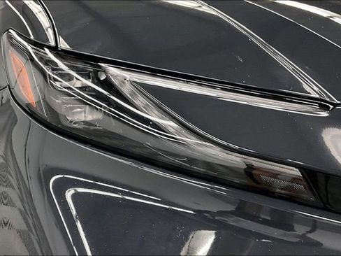 Used 2025 Toyota Camry XSE FWD image 34
