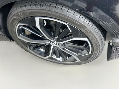 Used 2023 Nissan Altima 2.5 SR FWD image 11