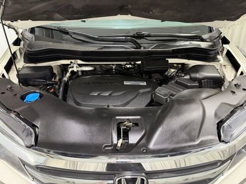 Used 2017 Honda Pilot EX image 25