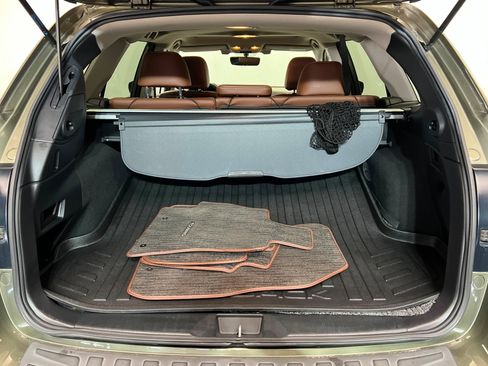 Used 2019 Subaru Outback 3.6R Touring image 23