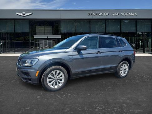 Used 2019 Volkswagen Tiguan SE AWD/4WD image 1