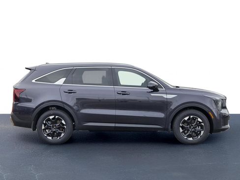 New 2026 Kia Sorento S image 6