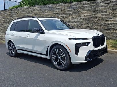 New 2026 BMW X7 M60i w/ Climate Comfort Package