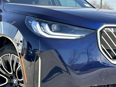 New 2026 BMW X3 xDrive30 w/ Premium Package image 7