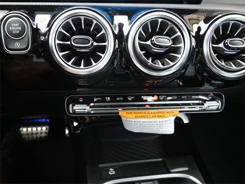 New 2025 Mercedes-Benz CLA 35 AMG 4MATIC image 12