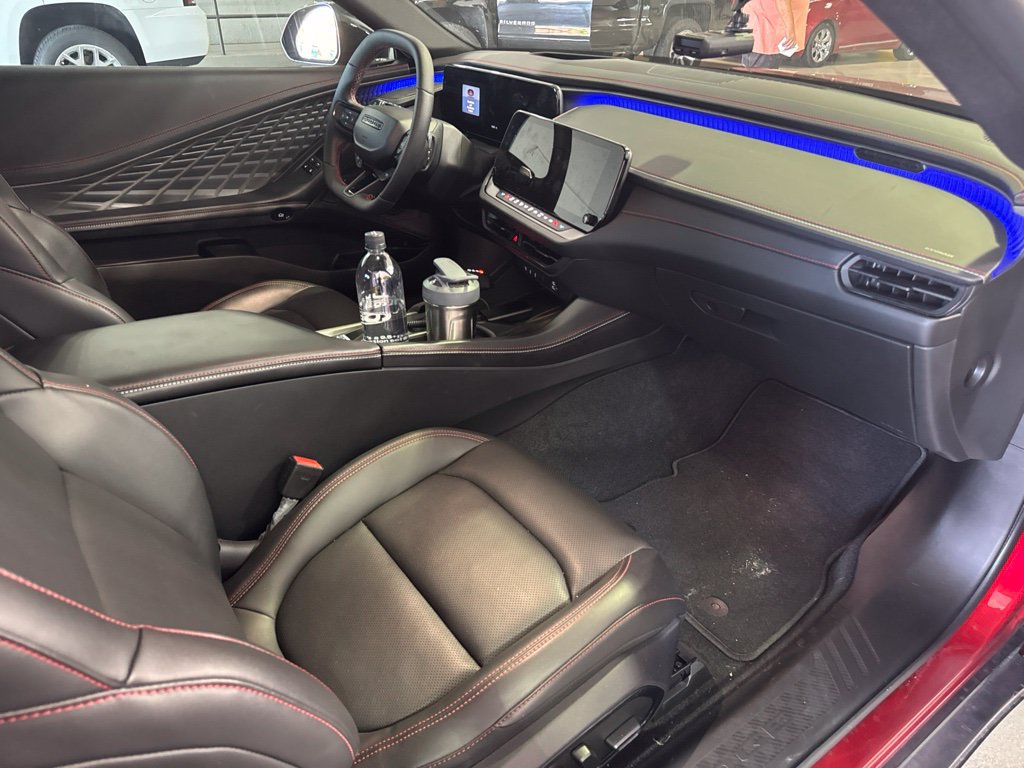 Used 2024 Dodge Charger Daytona R/T w/ Plus Group AWD/4WD image 25
