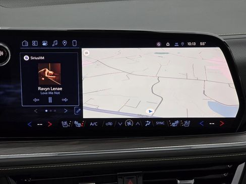 New 2026 Chevrolet Suburban Premier image 4