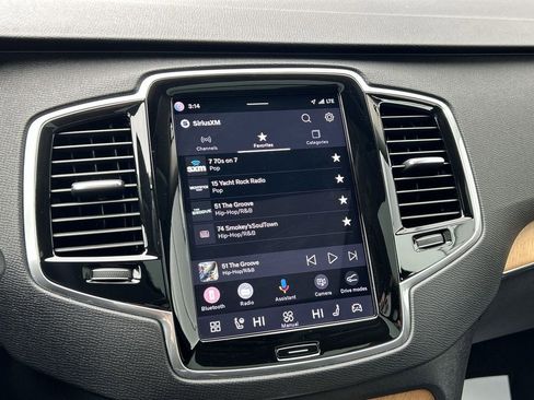 Certified 2023 Volvo XC90 B6 Plus w/ Protection Package AWD/4WD image 20