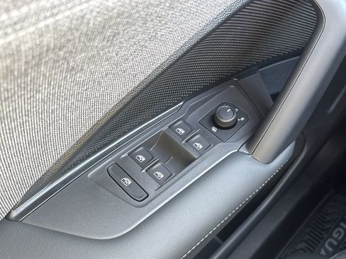 New 2026 Volkswagen Tiguan S image 27