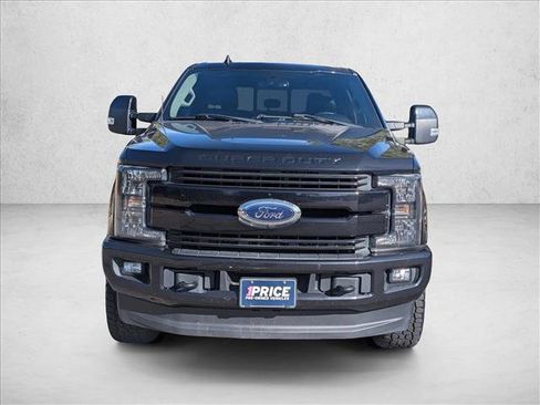 Used 2019 Ford F250 Lariat w/ Lariat Ultimate Package image 2