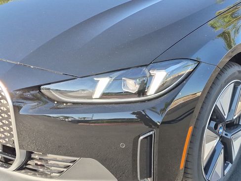 New 2026 BMW i4 eDrive40 w/ Parking Assistance Package RWD image 6