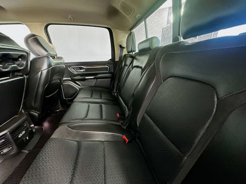 Used 2019 RAM 1500 Laramie AWD/4WD image 22
