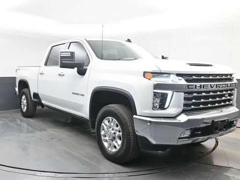 Used 2023 Chevrolet Silverado 2500 LTZ AWD/4WD image 2