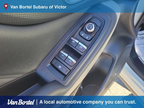 Used 2023 Subaru Forester Limited image 14