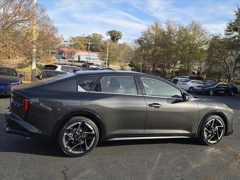 New 2025 Kia K4 GT-Line image 2