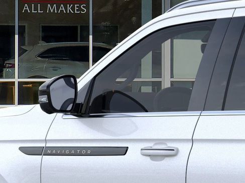 New 2026 Lincoln Navigator L Black Label image 20