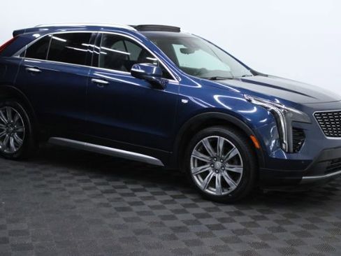 Used 2019 Cadillac XT4 Premium Luxury image 1