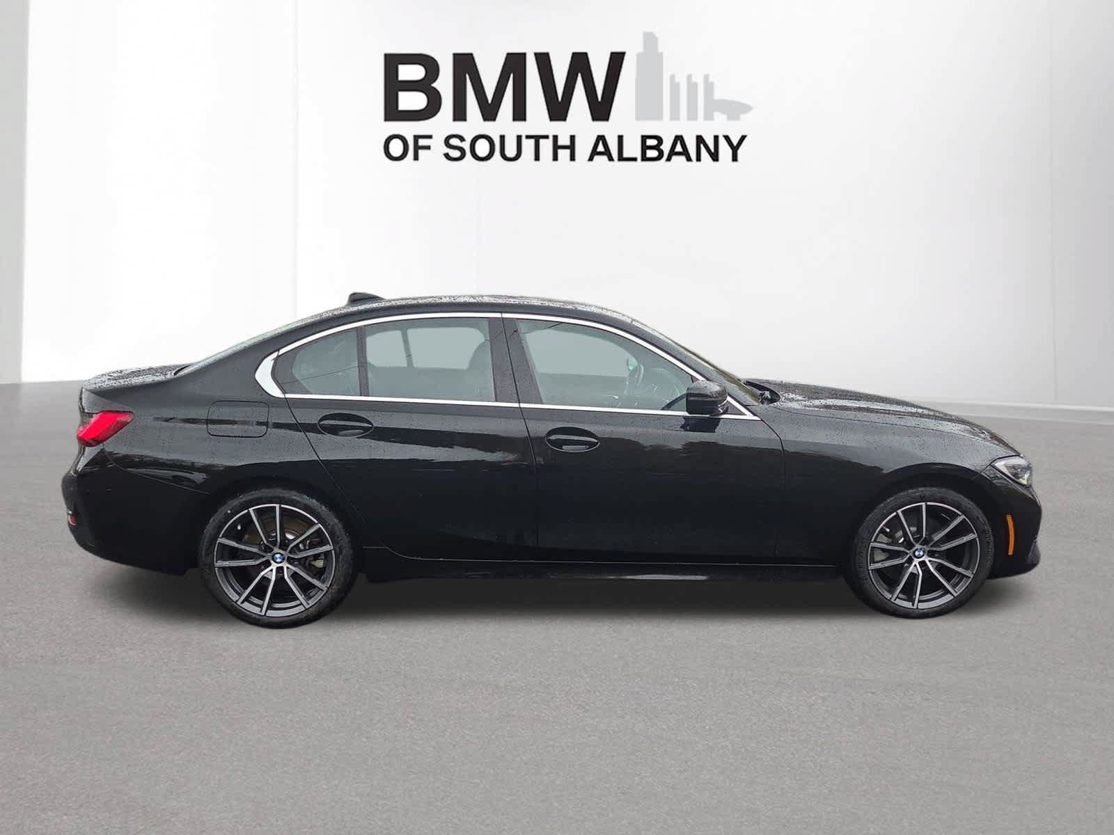 Used 2021 BMW 330i xDrive Sedan w/ Premium Package AWD/4WD image 6
