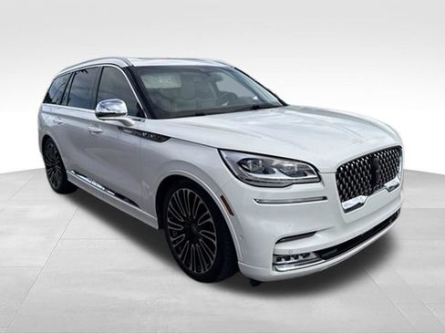 Used 2022 Lincoln Aviator Black Label w/ Dynamic Handling Package AWD/4WD image 4