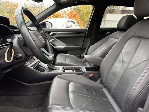 Used 2021 Audi Q3 2.0T Premium w/ Convenience Package image 14