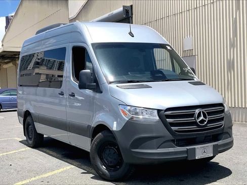 New 2025 Mercedes-Benz Sprinter 2500 image 2