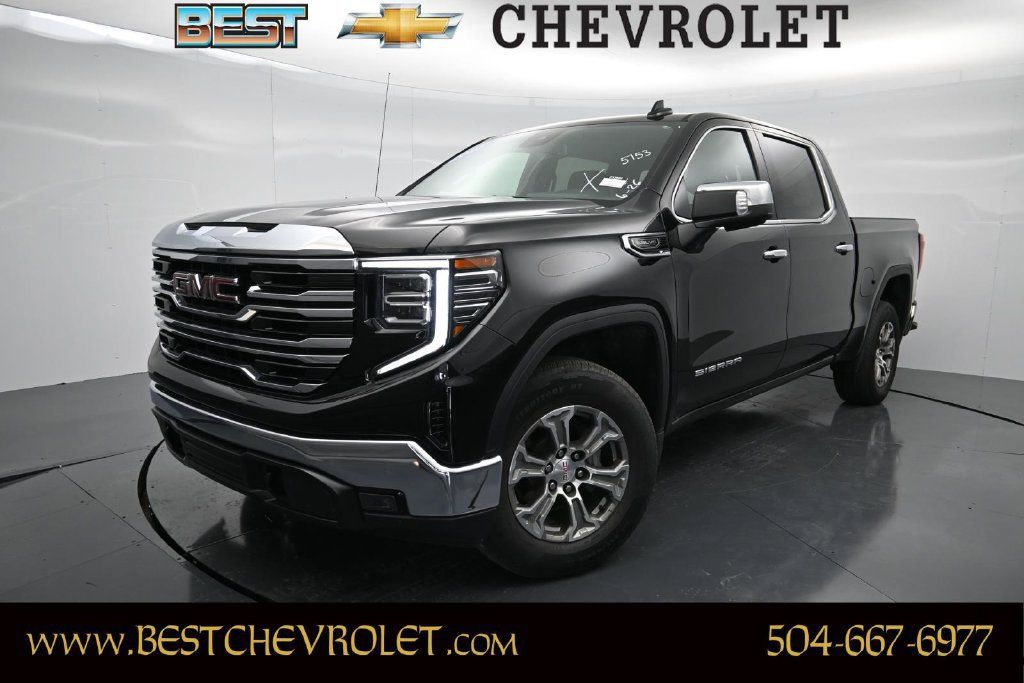 Used 2025 GMC Sierra 1500 SLT RWD image 1