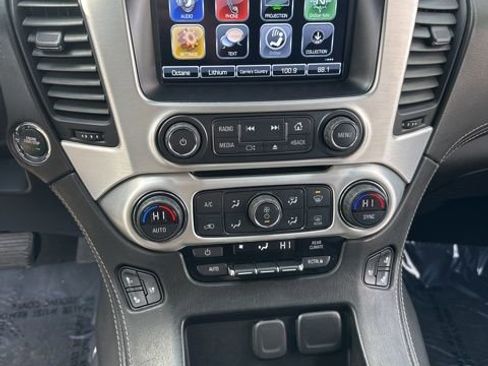 Used 2019 GMC Yukon XL SLT image 20