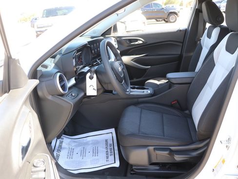 New 2026 Chevrolet Trax LS FWD image 13