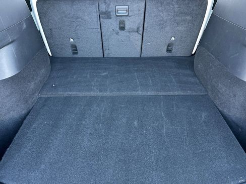 Used 2022 Tesla Model Y Performance image 19