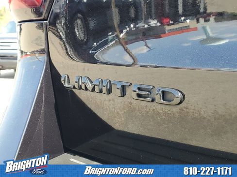 Used 2022 Ford Expedition Limited AWD/4WD image 5