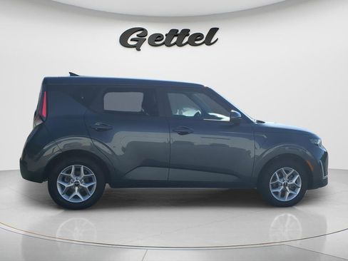 Used 2024 Kia Soul LX w/ Option Group 015 FWD image 4