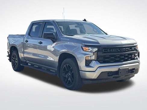 Used 2024 Chevrolet Silverado 1500 Custom image 9