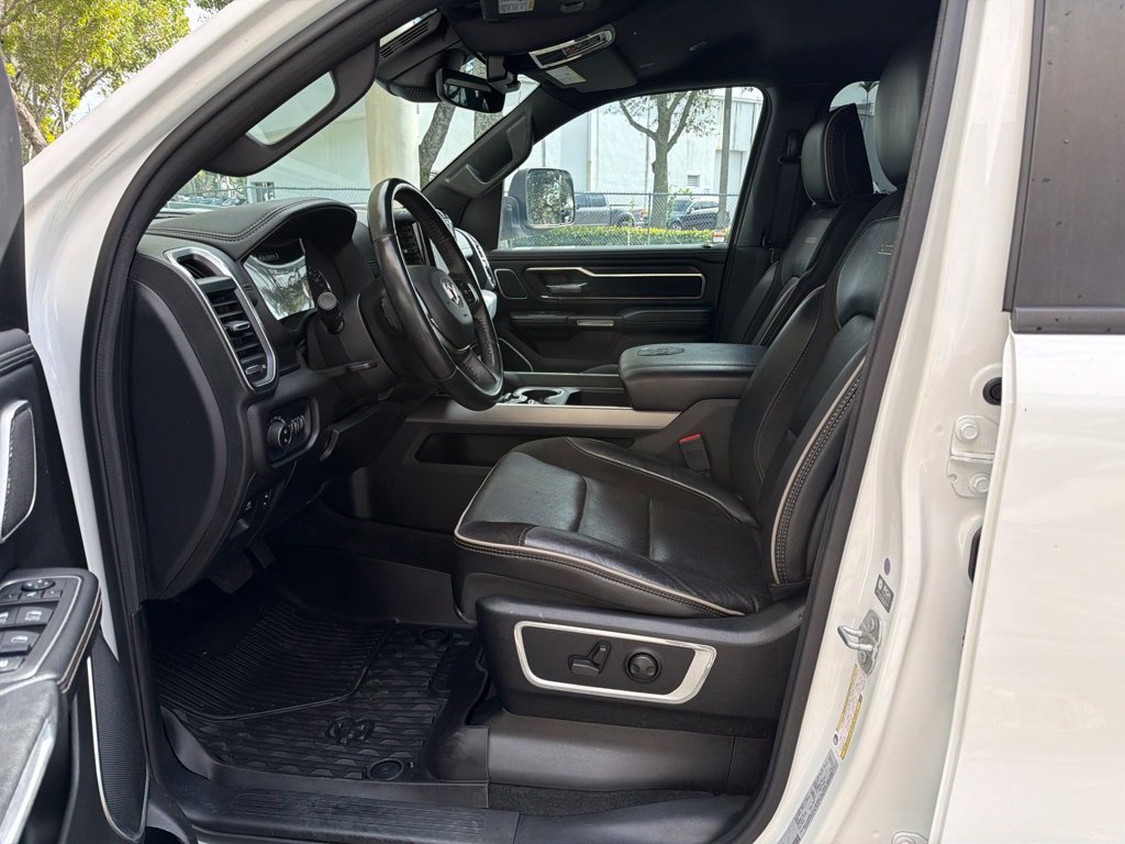 Used 2023 RAM 1500 Laramie AWD/4WD image 6
