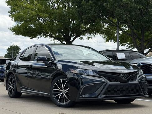 Certified 2023 Toyota Camry SE FWD image 2