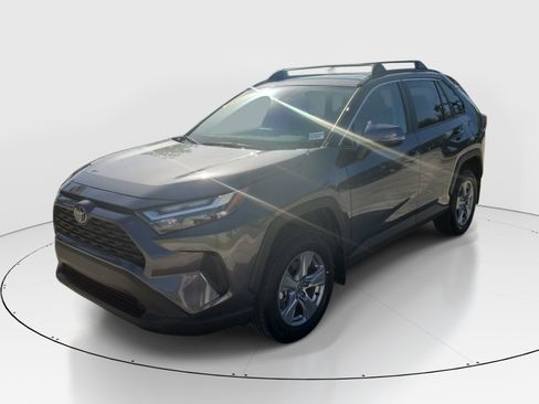 Certified 2025 Toyota RAV4 XLE w/ Convenience Package AWD/4WD image 3